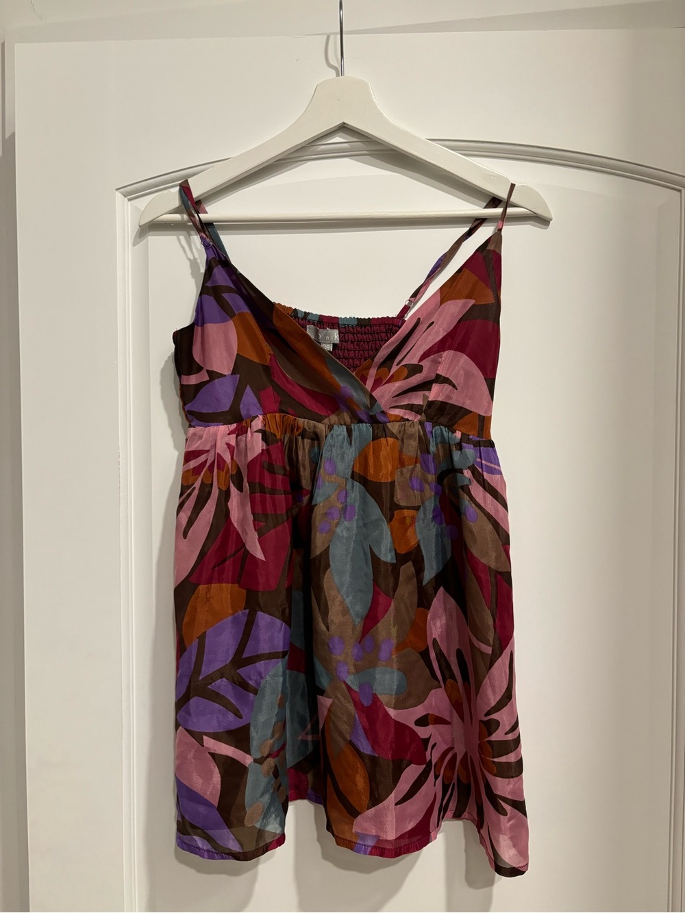 On Running Floral Print Spaghetti Strap Camisole in Pink, Purple, Brown